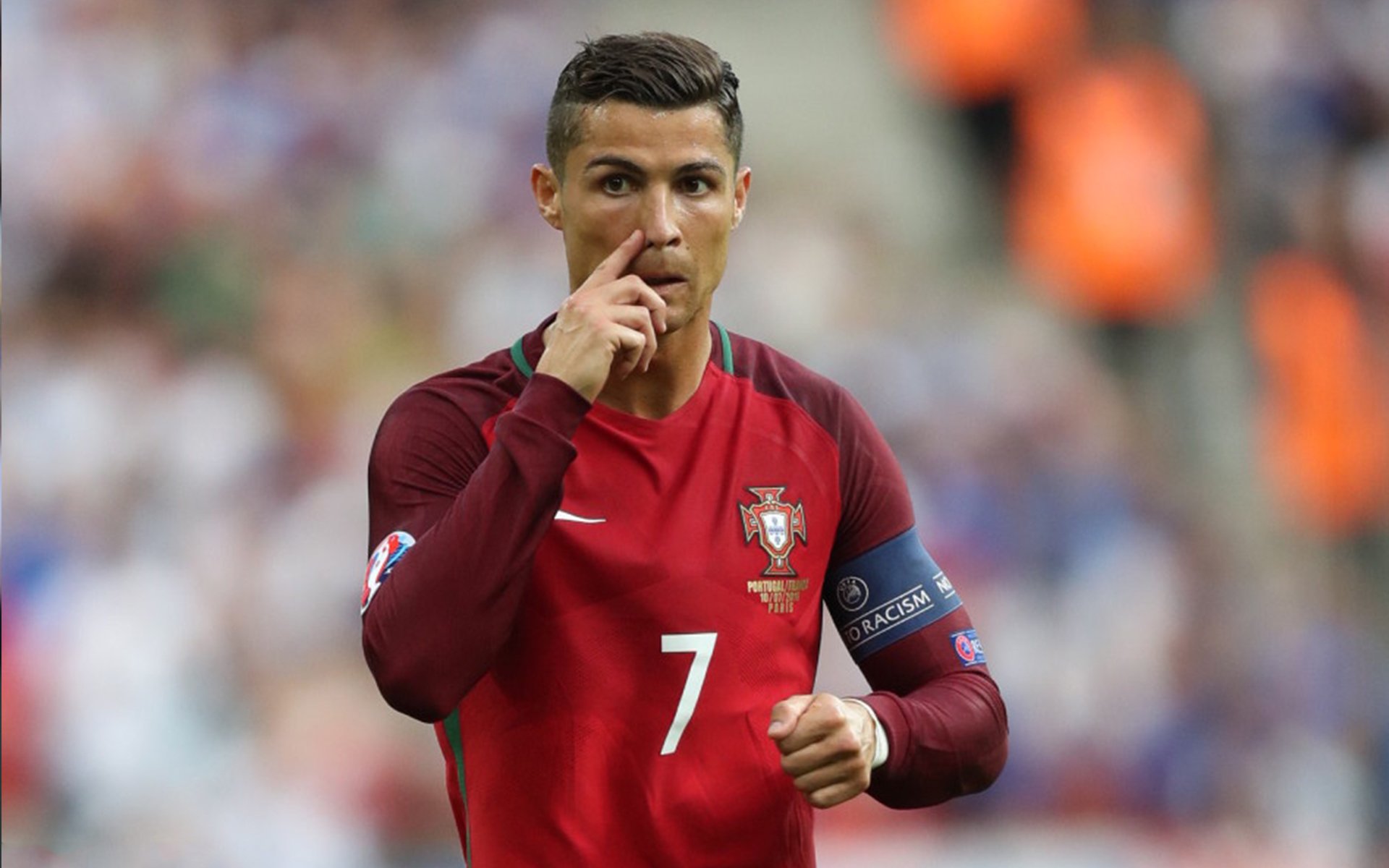 拜仁主场大胜,提前锁定晋级资格,拜仁各项赛事连胜